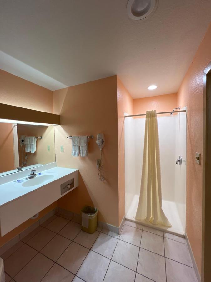 Executive Inn & Suites Lackland Afb San Antonio Exterior foto