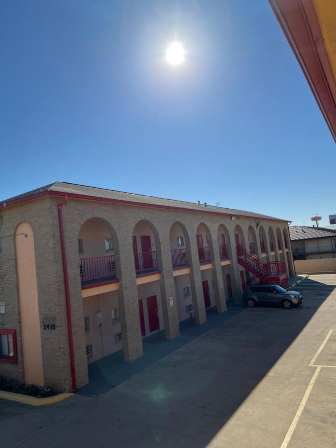 Executive Inn & Suites Lackland Afb San Antonio Exterior foto